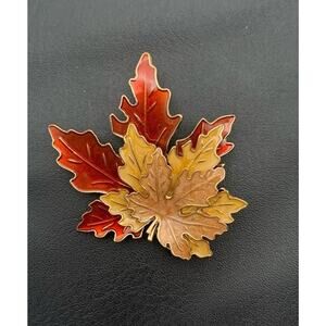 Vintage KC Tri Layered Tri Colored Fall Maple Leaf Pin Brooch Gold Tone Outline
